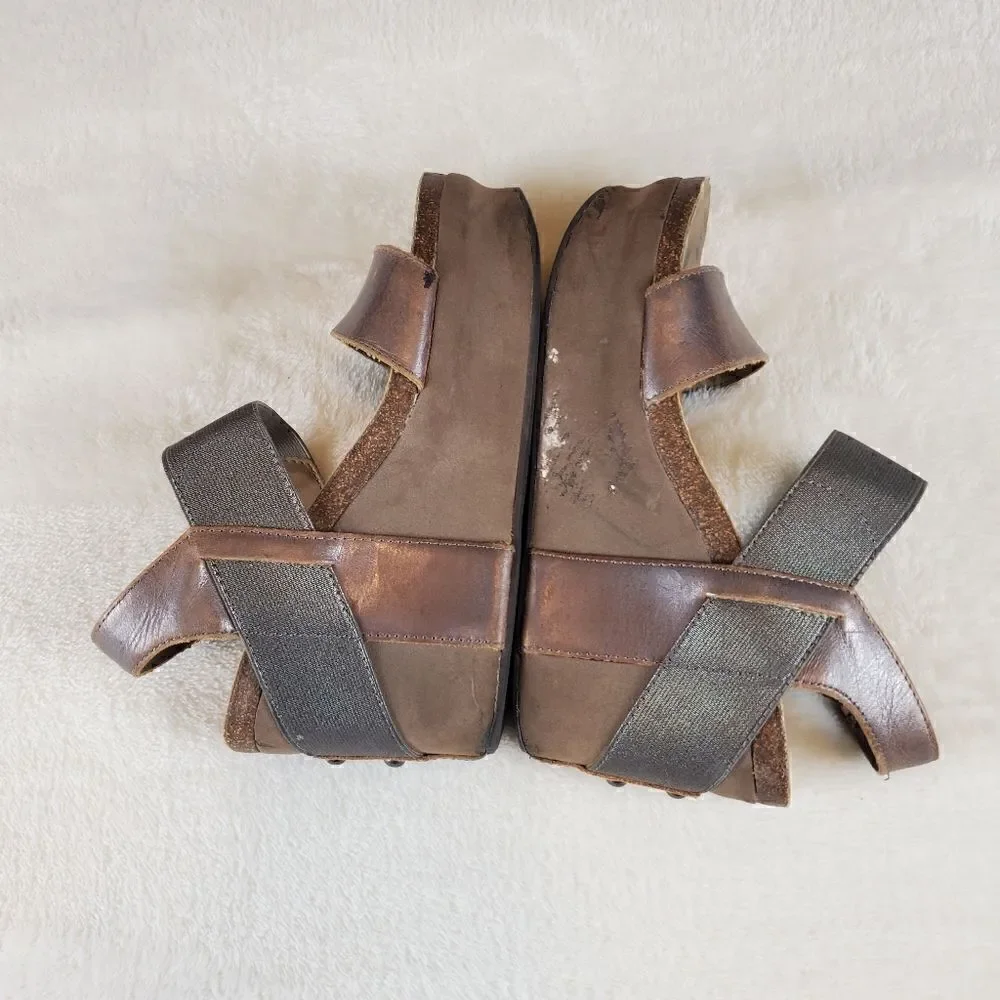 OTBT Bushnell Bronze Sandals Size 5.5M